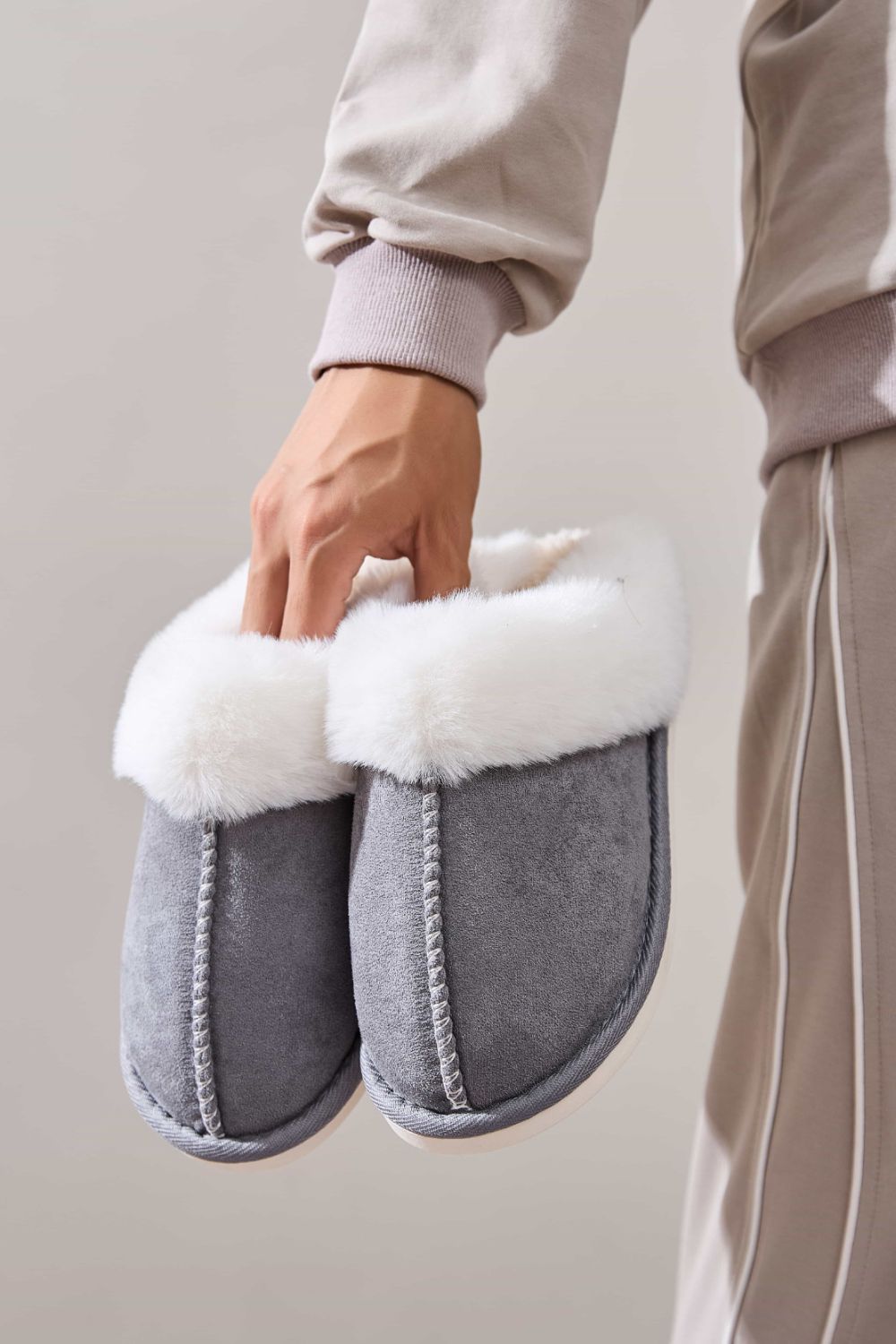 Faux Fur Round Toe Slippers - Vitalis Collection