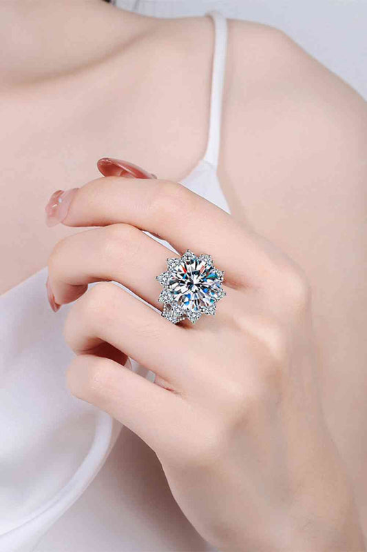 10 Carat Moissanite Flower-Shaped Ring - Vitalis Collection