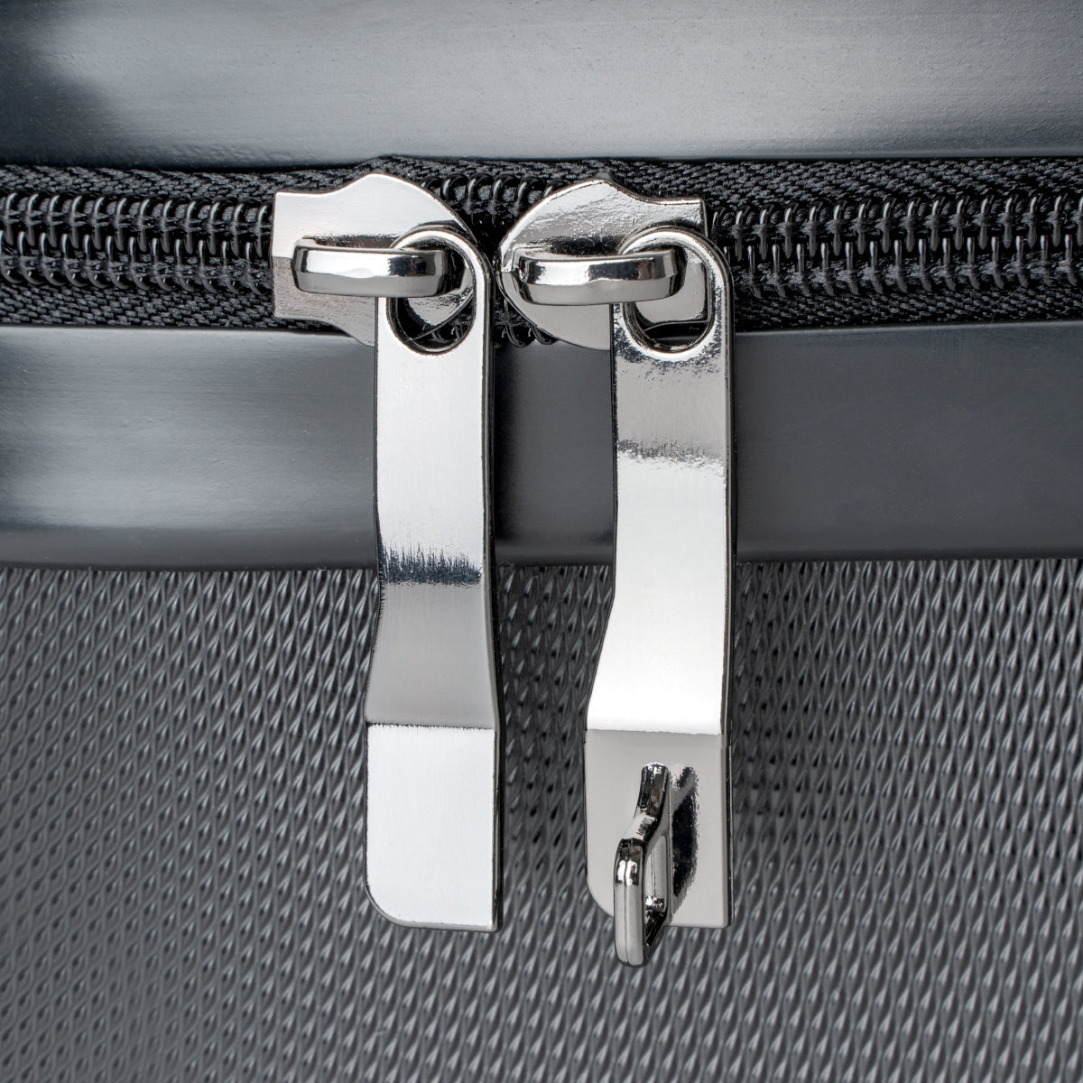 Elegant Black Travel Suitcase with Smooth Wheels - Vitalis Collection